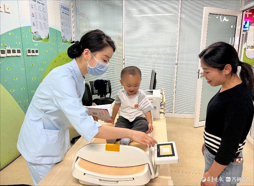 黄山日报:今晚开奖结果开奖号码查询-市妇幼保健院母婴康养中心开展手工DIY插花课